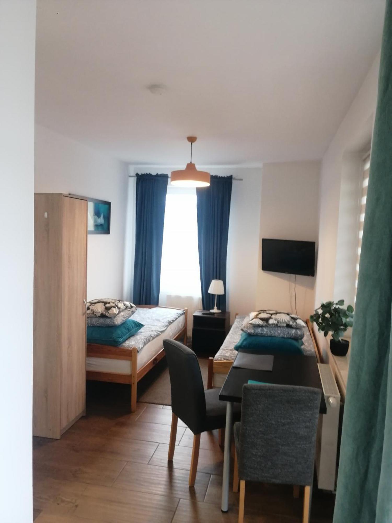 Pokoje - Studio Gliwice I Przy Onkologii Oda fotoğraf